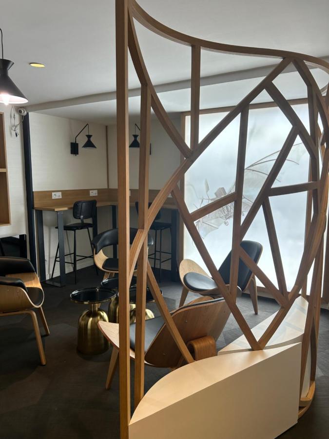 Hotel Restaurant Clement Ader Muret Exterior foto